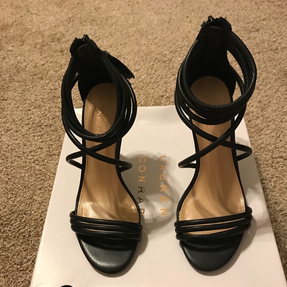 Lauren Conrad Black Heels Size 6